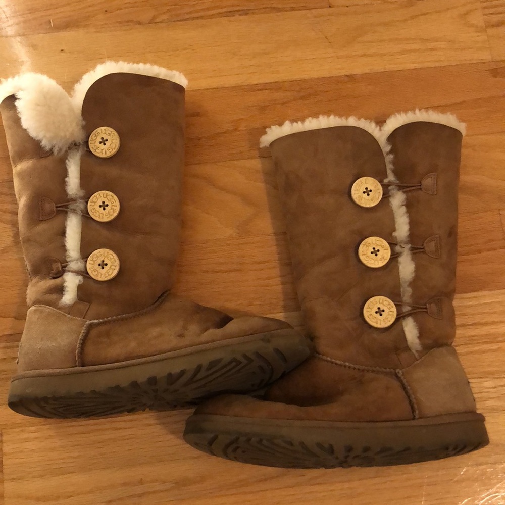Ugg Boot Bailey Button Triplet Ii Boot Chestnut - image 2